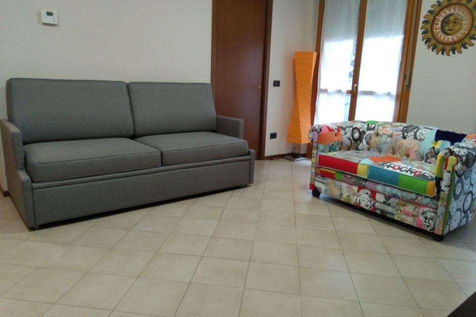 COME ABBINARE DUE DIVANI DIVERSI IN UN SALOTTO 114