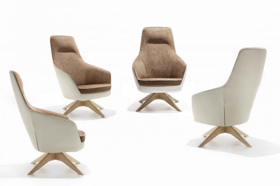 ELLA POLTRONA GIREVOLE, ENTRA IN COLLEZIONE 138