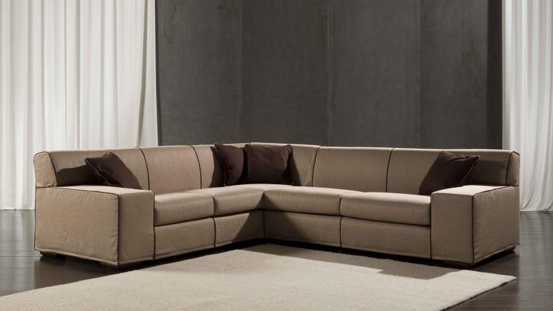 Leggi articolo DIVANI IN TESSUTO PER L’ARREDAMENTO MINIMAL