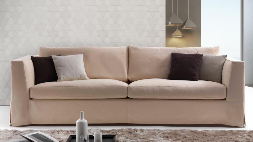 Leggi articolo I CONSIGLI PER SCEGLIERE IL COLORE DEL DIVANO