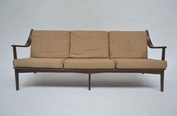 LO STILE E IL DESIGN DEI DIVANI ANNI 50 46