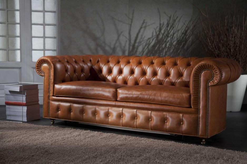 LA LAVORAZIONE SEMPRE ATTUALE DEL DIVANO CHESTERFIELD 50
